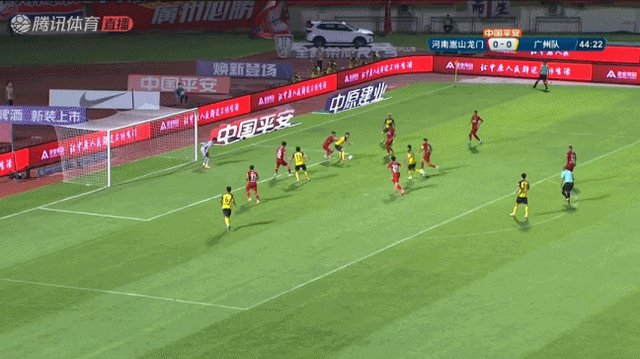 1626355809919096445.gif 艾克森.gif